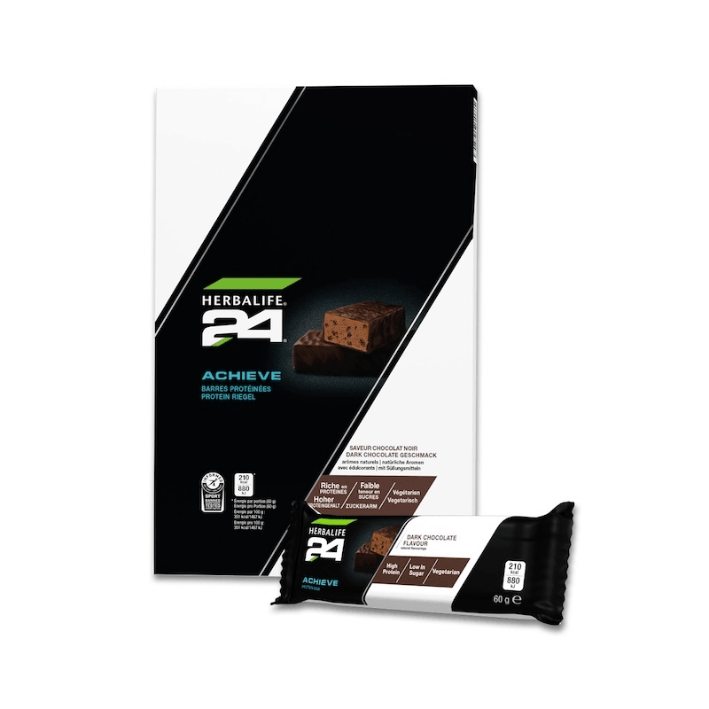 H24 Achieve Protein Riegel Dark Chocolate Geschmack box and bar showcasing rich chocolate flavor and nutritional information.